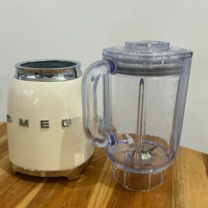 SMEG “<br>” BLENDER